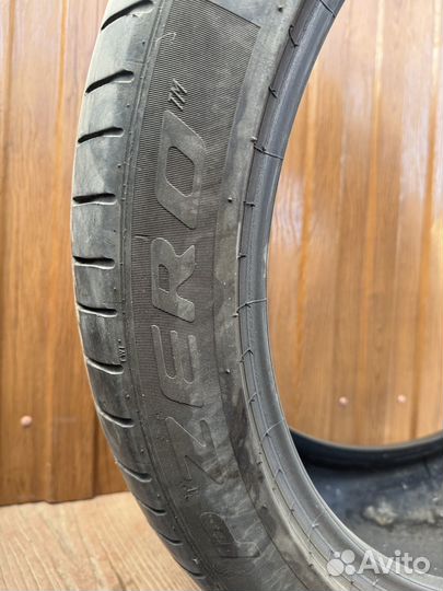 Pirelli P Zero 275/40 R22