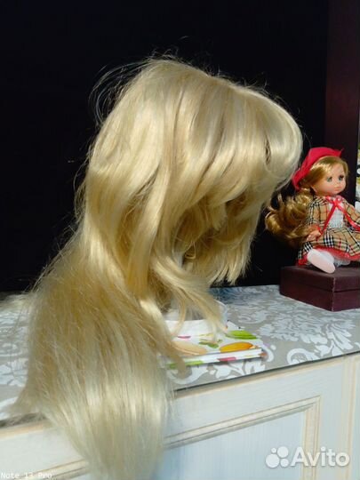 Парик блонд с челкой,Длина 45 см