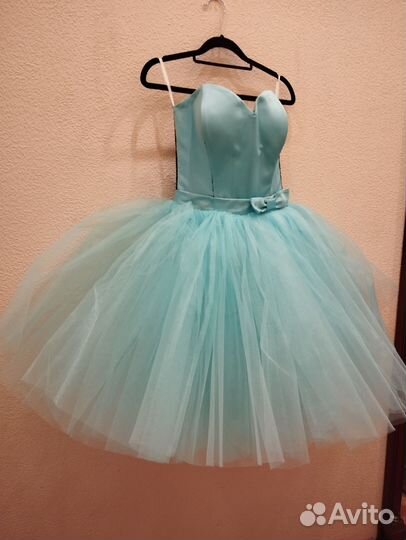 Платье вечернее бальное нарядное