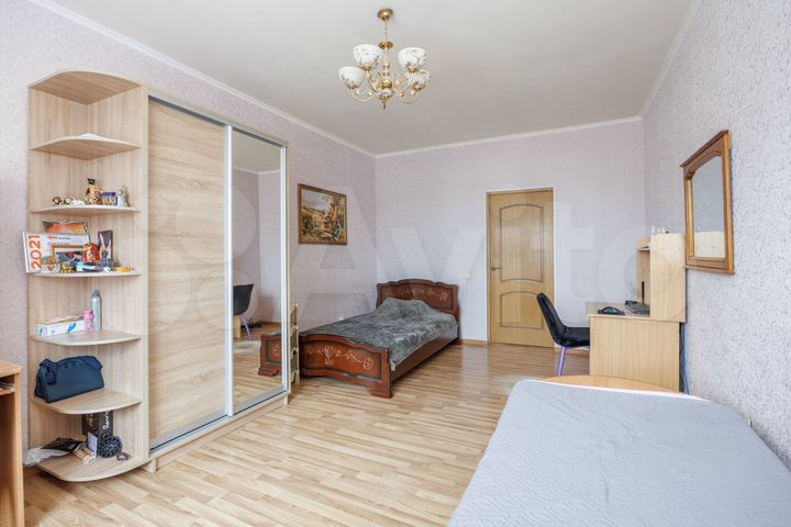 2-к. квартира, 68 м², 11/12 эт.