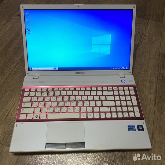 Ноутбук Samsung i3/GeForce