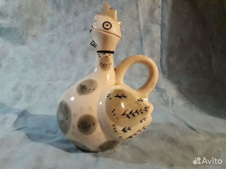 Графин старинный