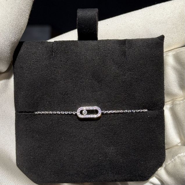 В наличии Браслет Messika Care Diamond Pave