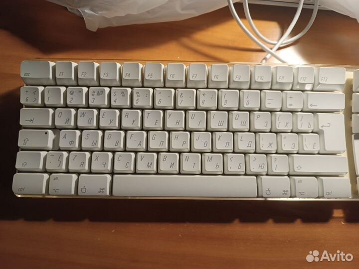 Клавиатура механическая Apple A1048