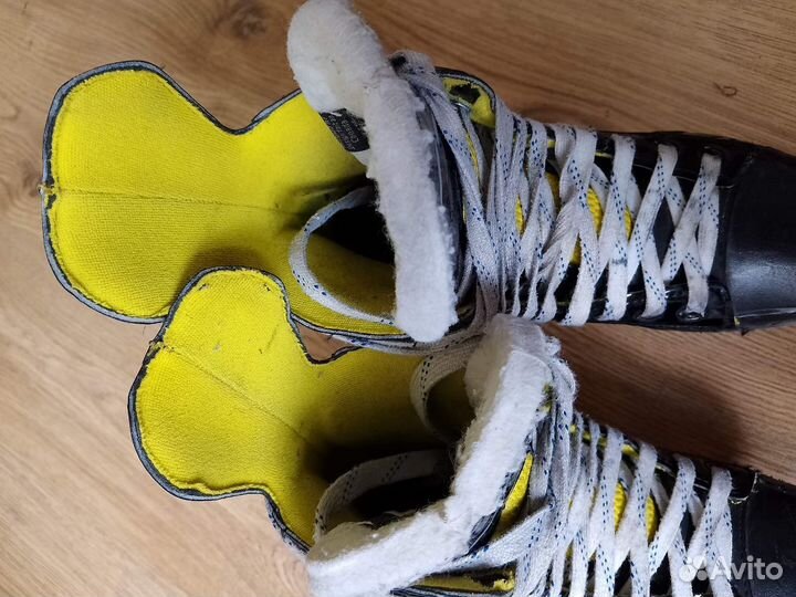 Коньки хоккейные bauer s27