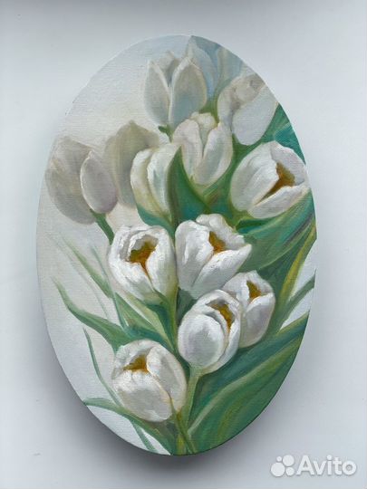 Картина маслом на холсте овальная, тюльпаны
