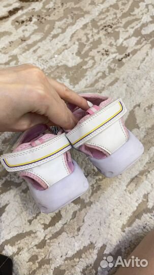 Сандали для девочки