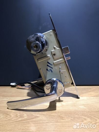 Замок Электромеханический дверной abloy el582