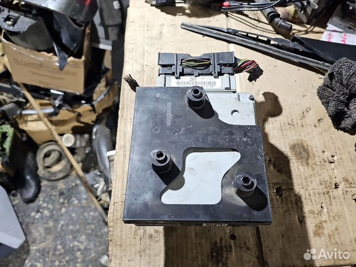 Блок управления двигателем Эбу Форд Фокус 1