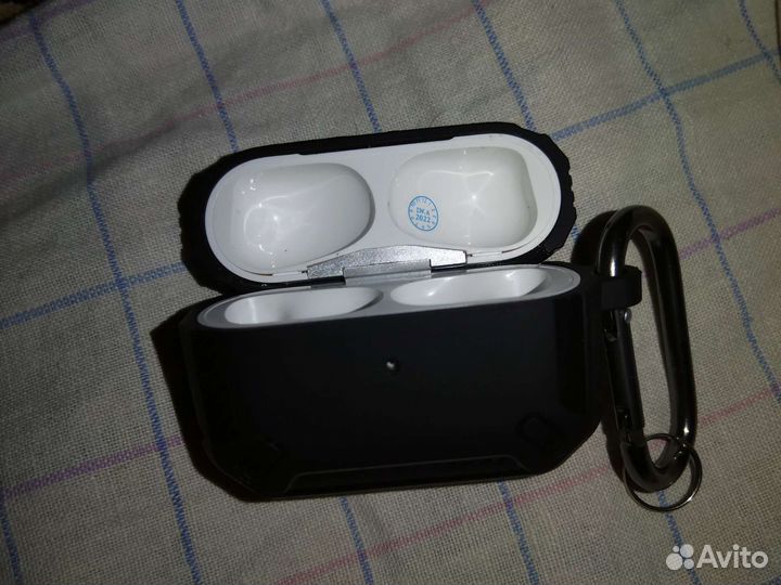 Беспроводные наушники apple airpods