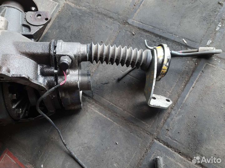 Блокировка переднего редуктора Mitsubishi Pajero 4