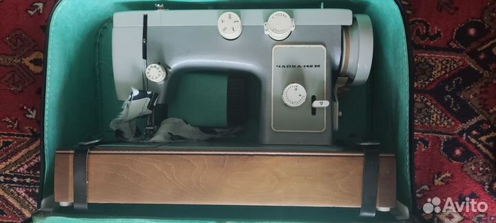 Швейная машина Чайка 142М