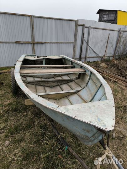 Продам лодку