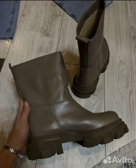 Кожаные полусапоги женские.челси