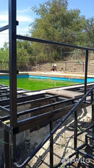 Бригада строителей : от фундамента до кровли