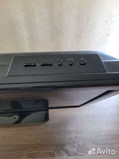 Телевизор Sharp Aquos LC-32DH510E