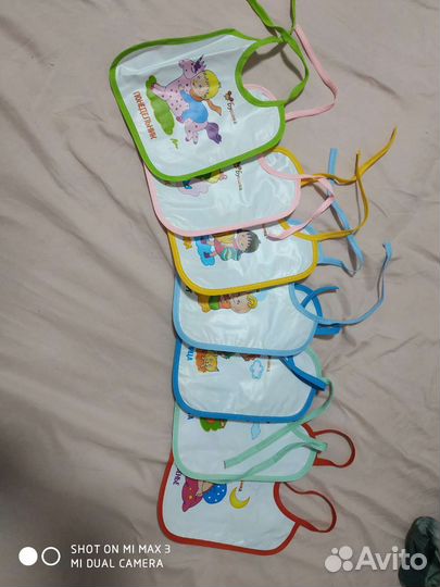 Слюнявчики