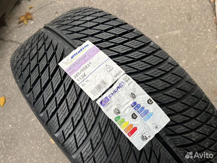 Michelin Pilot Alpin 5 SUV 285/45 R21 113V