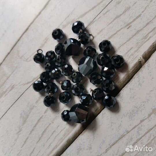 Стеклянные бусины