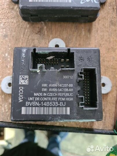 Блок управления дверьми Ford Focus 3 2012