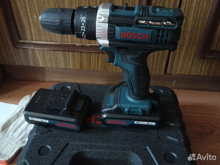 Шуруповерт ударный bosch новый