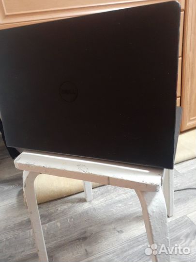 Ноутбук dell inspiron 15