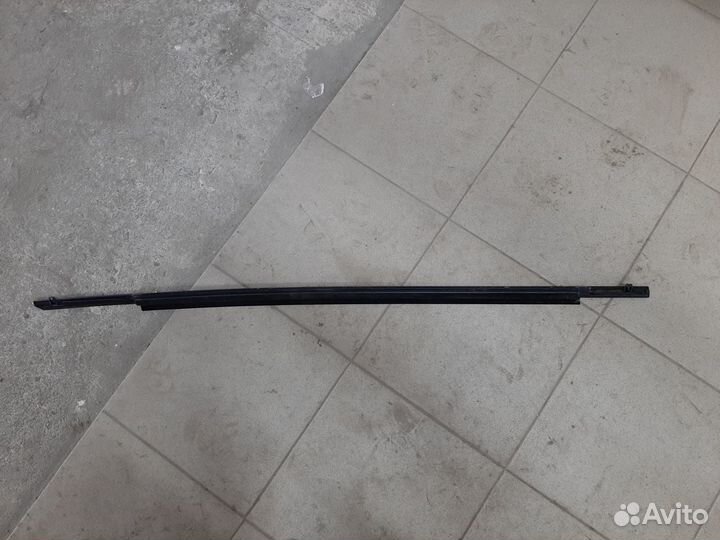 Накладка стекла пер. Л. Mazda 6 Gj/2014