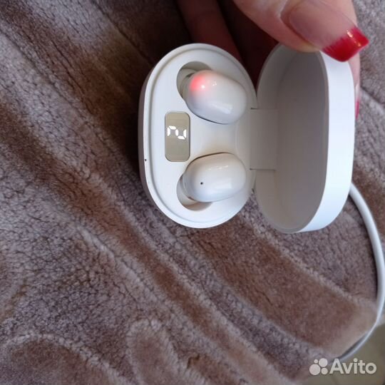 Беспроводные наушники