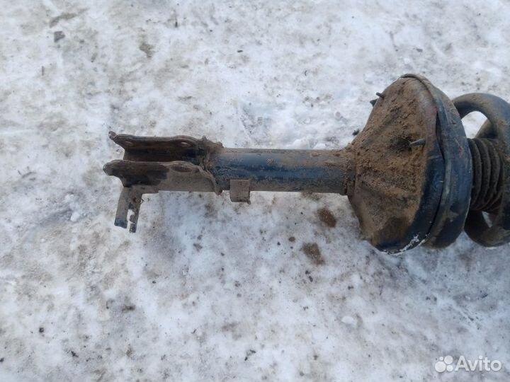 Амортизатор в сборе задний правый Hyundai Accent