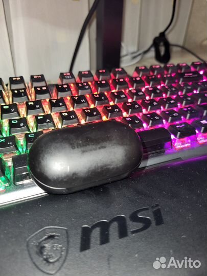 Беспроводные наушники