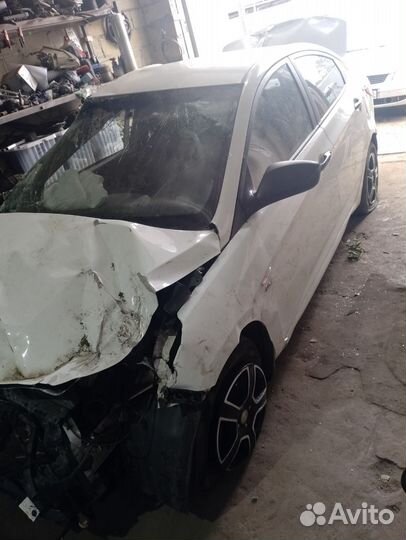 Hyundai solaris в разборе