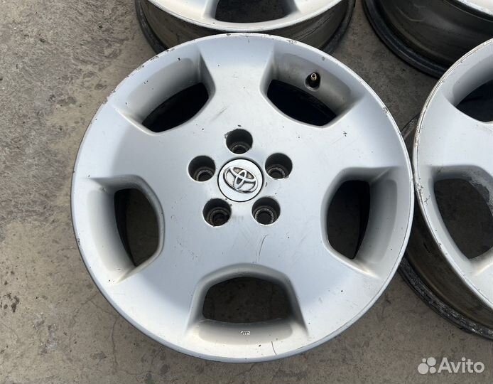 Японские литые диски Toyota R17 5x114.3