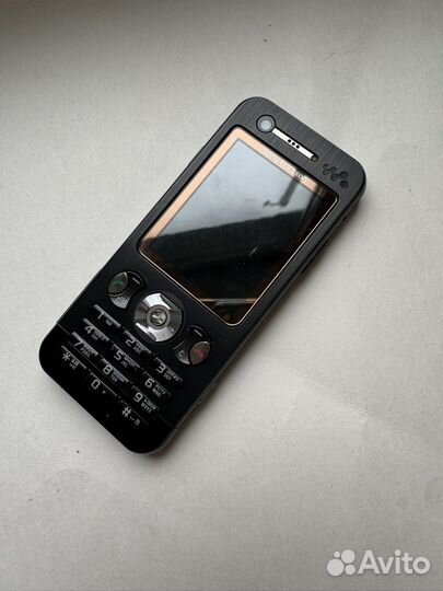 Sony Ericsson W890i