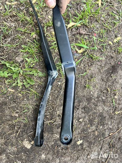 Поводок дворника opel pmega b