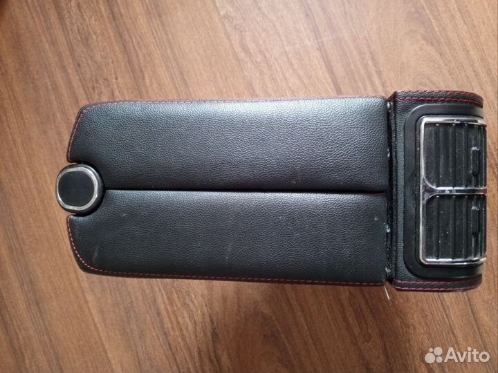 Универсальный подлокотник