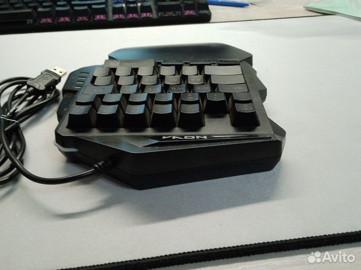 Делёная игровая клавиатура с подсветкой defender