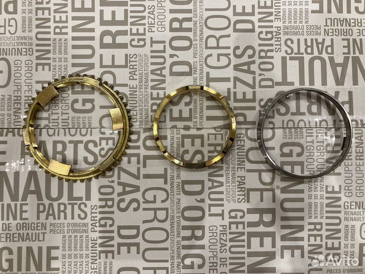 Кольцо синхронизатор 1-2 передачи Ларгус JR5