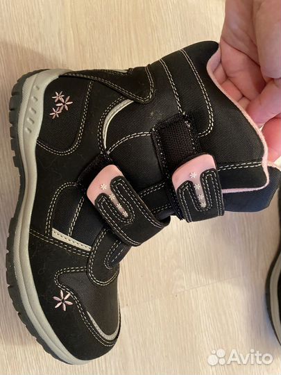 Ботинки осенние для девочки 35 размер новые