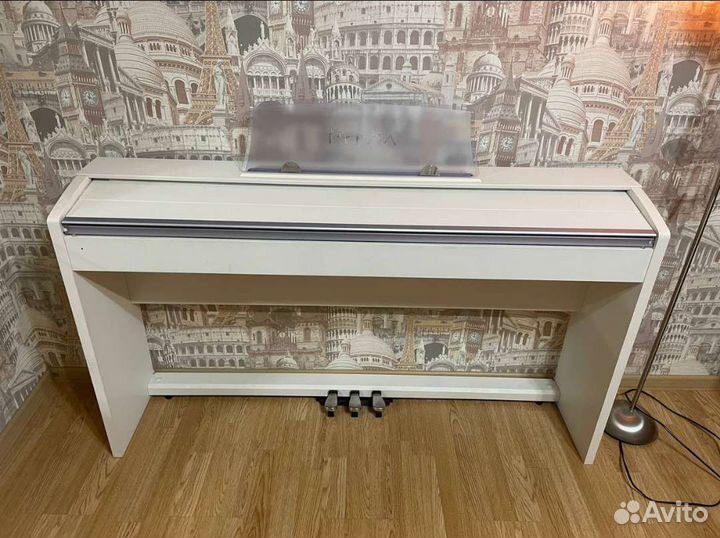 Цифровое пианино Privia PX735