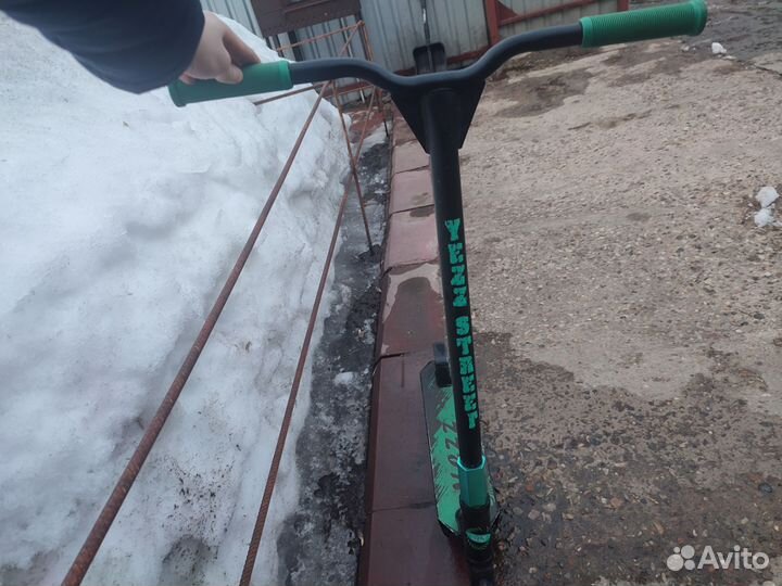 Трюковой самокат стрит