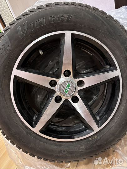 Продам колеса с дисками