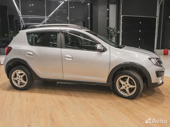 Renault Sandero Stepway 1.6 МТ, 2016, 33 644 км