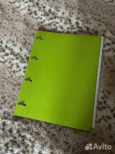 Тетрадь на кольцах a4