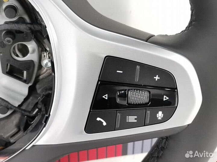 Руль для BMW 5-Series (G30/G31/G38) 32308008185