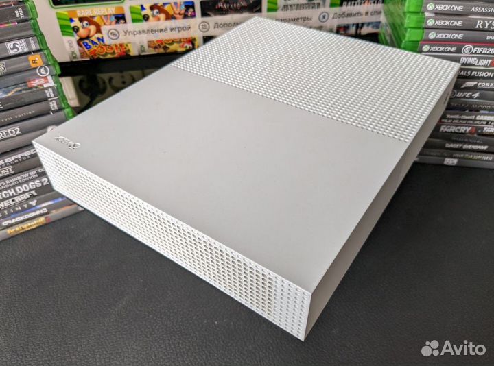 Xbox One S+330 игр