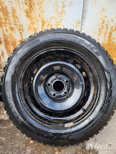 R16 Toyo Winter Tranpath M2 215/60, PCD 5x114.3 DIA 10