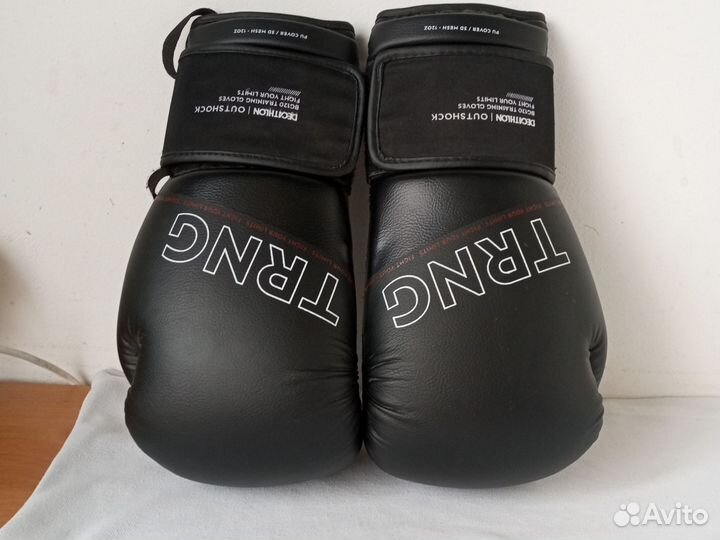 Боксерские перчатки 12 oz