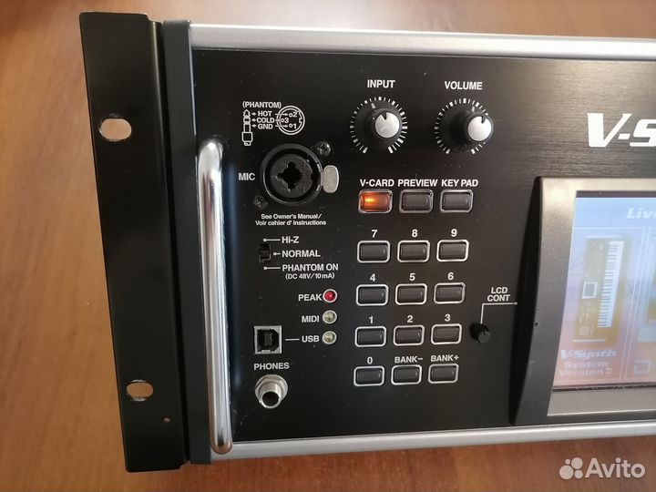 Roland V-Synth XT
