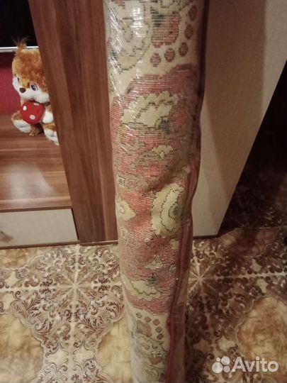 Ковер шерстяной