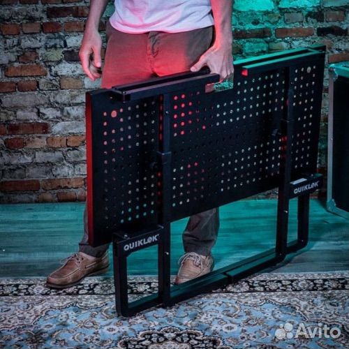 Quik Lok DJ233 - складной рабочий стол для DJ